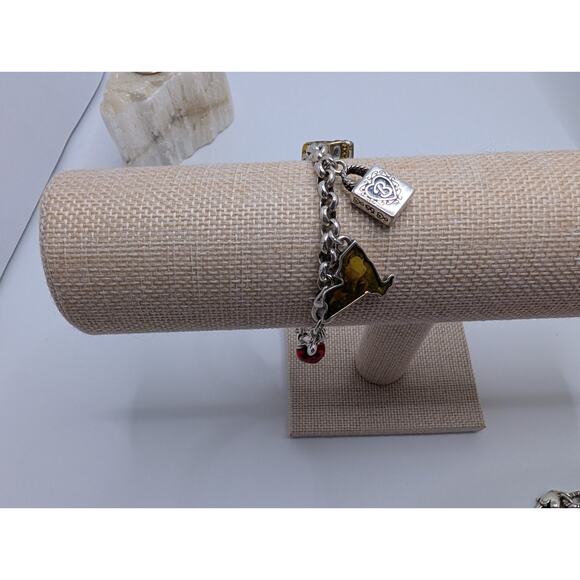 Brighton Broadway Charm Bracelet Red Apple Taxi NYC Silver Tone 7.5in - Picture 6 of 7